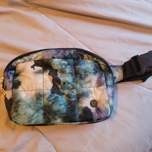 lululemon beltbag
